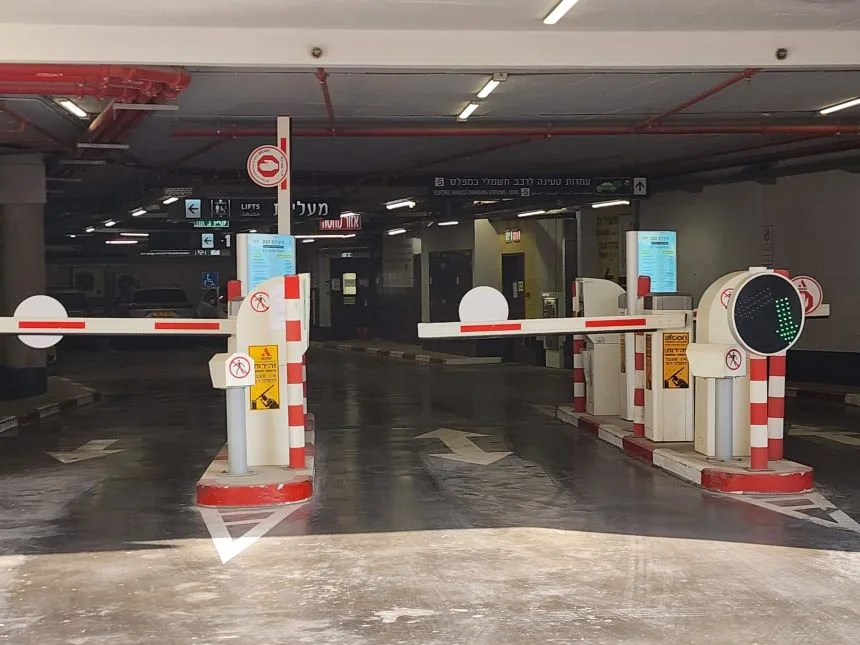 אנו מתמחים במגוון סוגים של מחסומים חשמליים